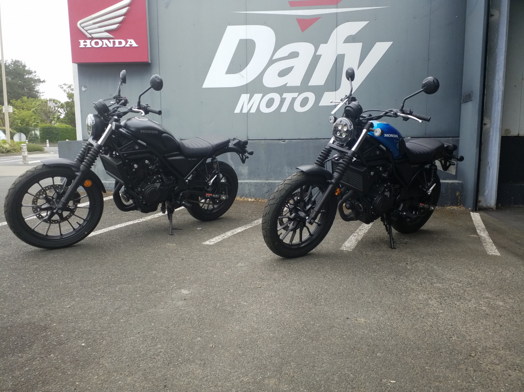 TMAX 560 TECH MAX ADN MOTO 30  NIMES 