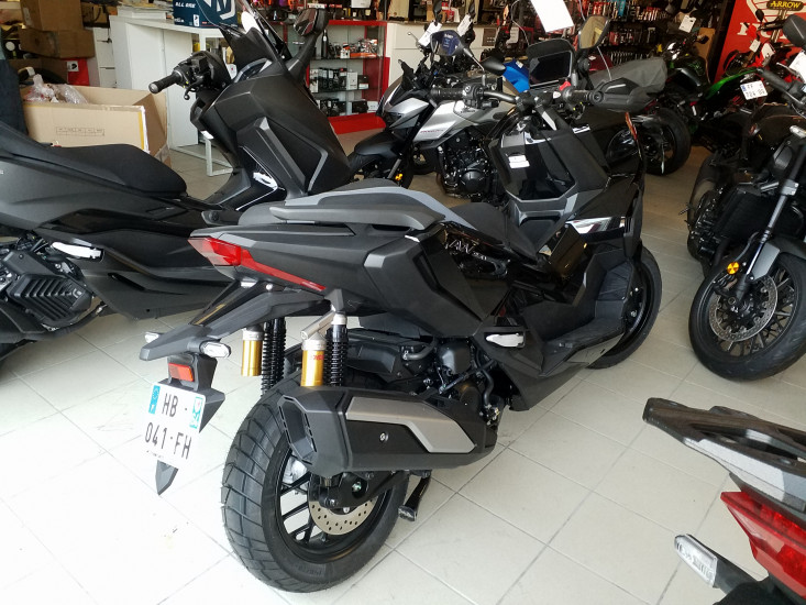 Honda ADV 350 - CHOLET