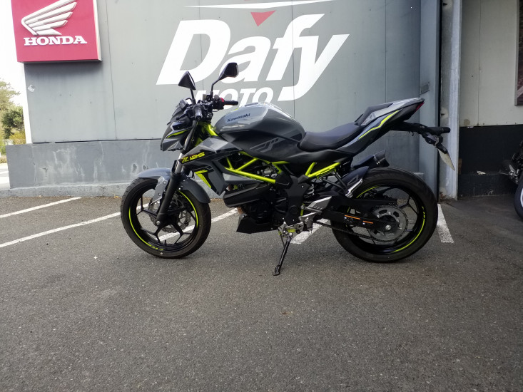 KAWASAKI Z 125 - CHOLET