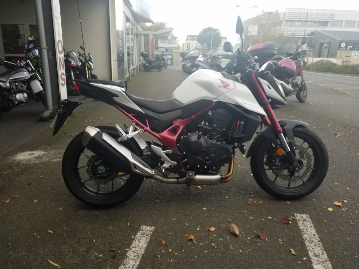 Honda 750 Hornet - CHOLET