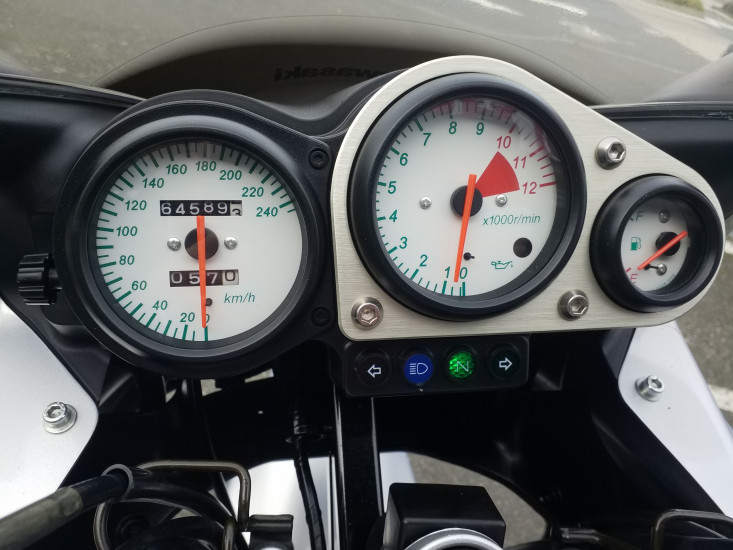 Kawasaki ZR7 - CHOLET