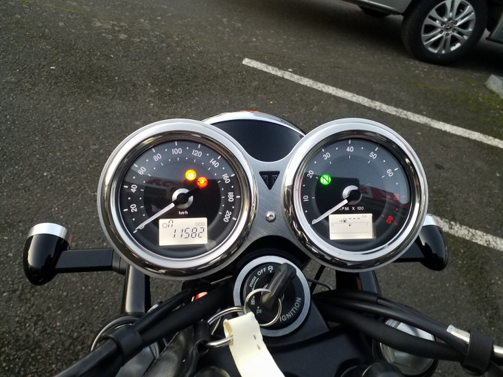 Triumph T100 - CHOLET